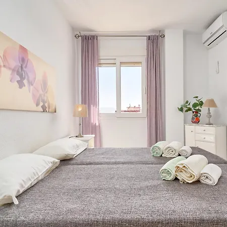 Apartment With Stunning Views *