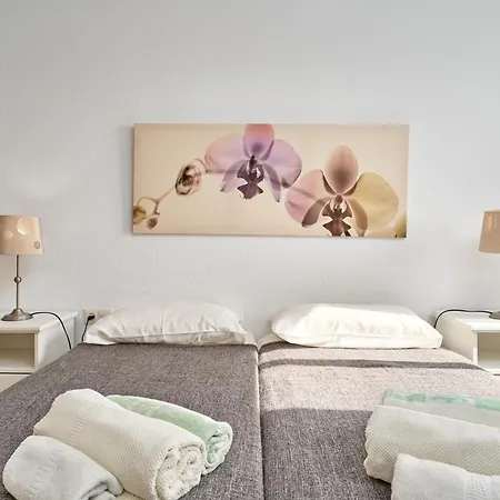 Apartment With Stunning Views Nerja