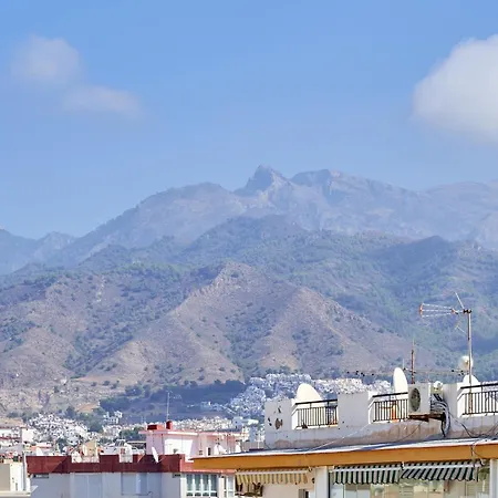 With Stunning Views Apartment *