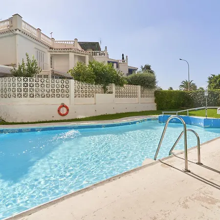 With Stunning Views Apartment *