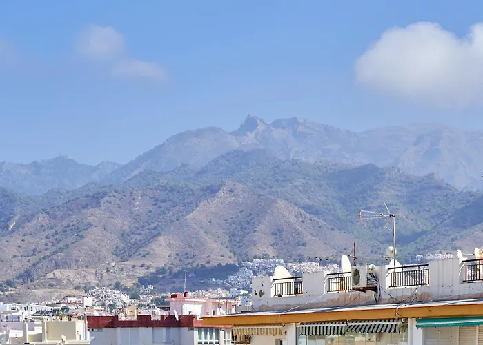 With Stunning Views Apartment *