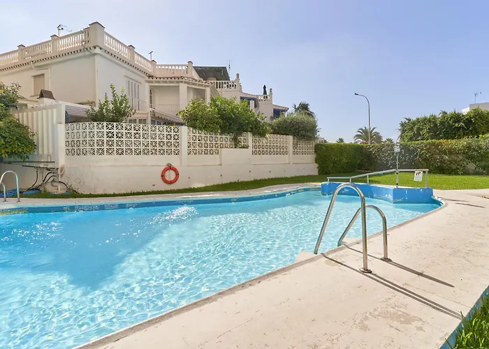 With Stunning Views Apartment *